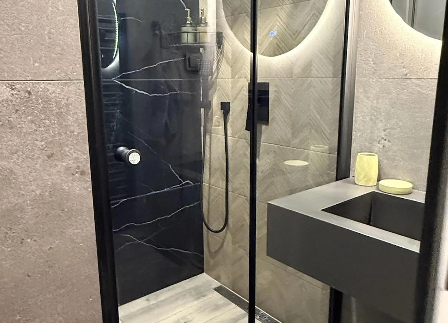 Ski-Lift-Access - Brand New Design Apartment Bansko