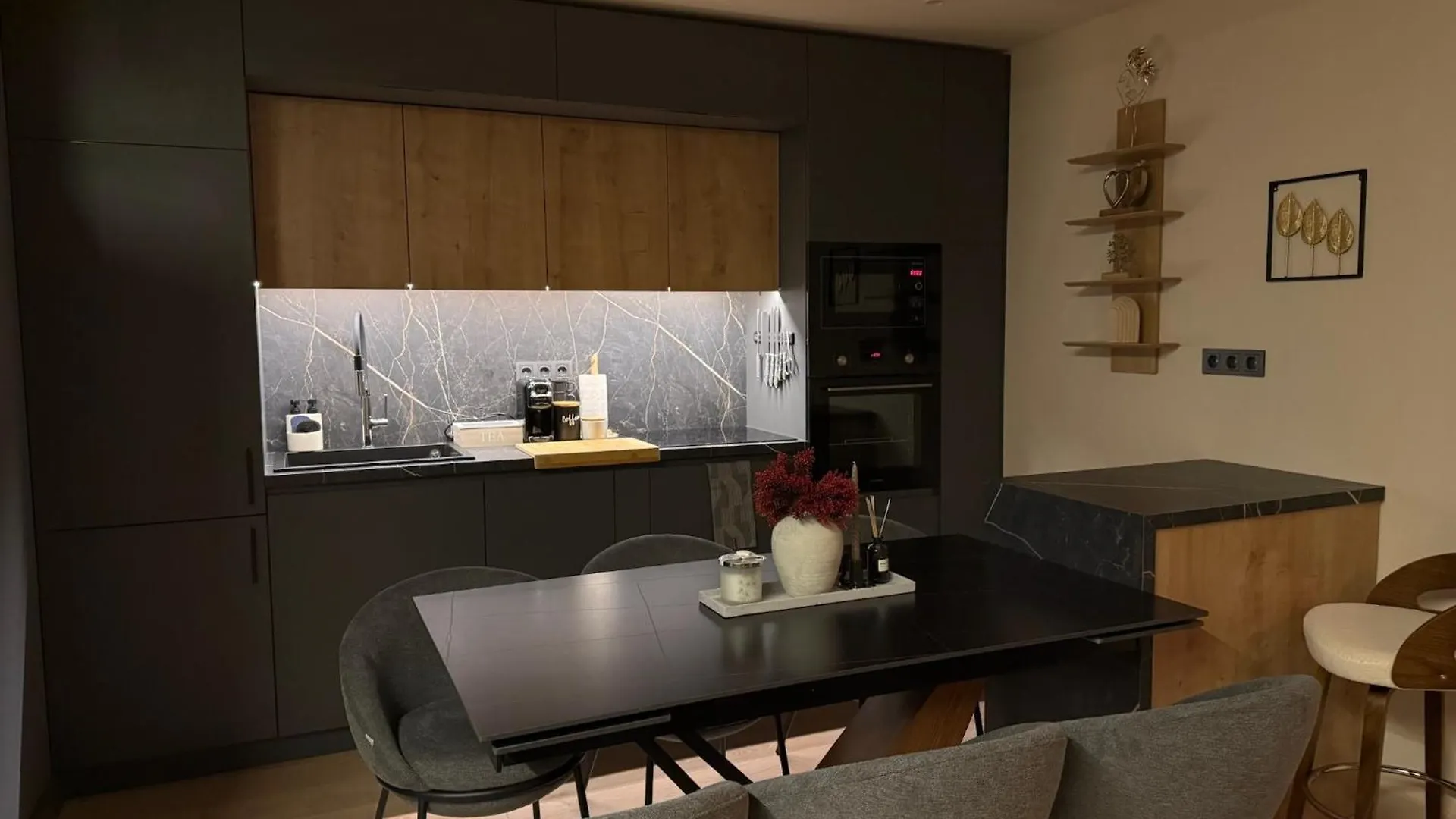 Ski-Lift-Access - Brand New Design Apartment Bansko
