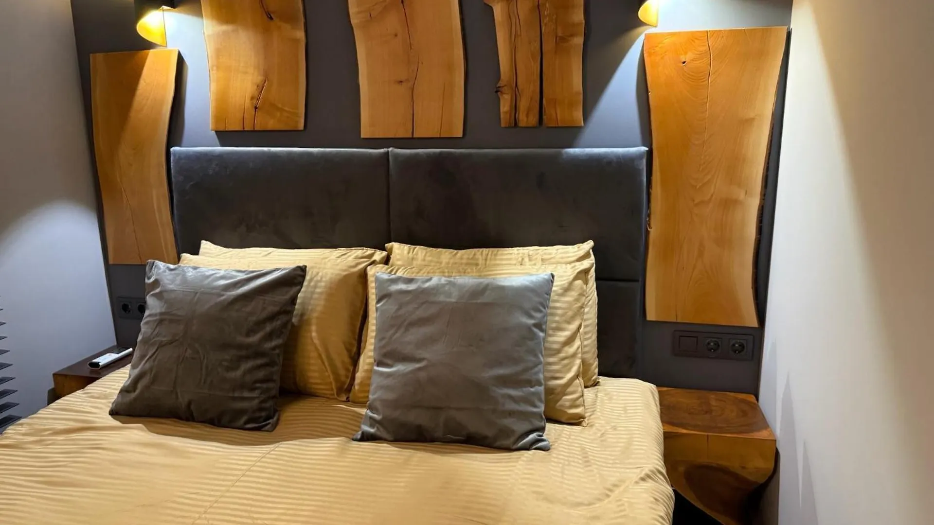 Ski-Lift-Access - Brand New Design Apartment Bansko